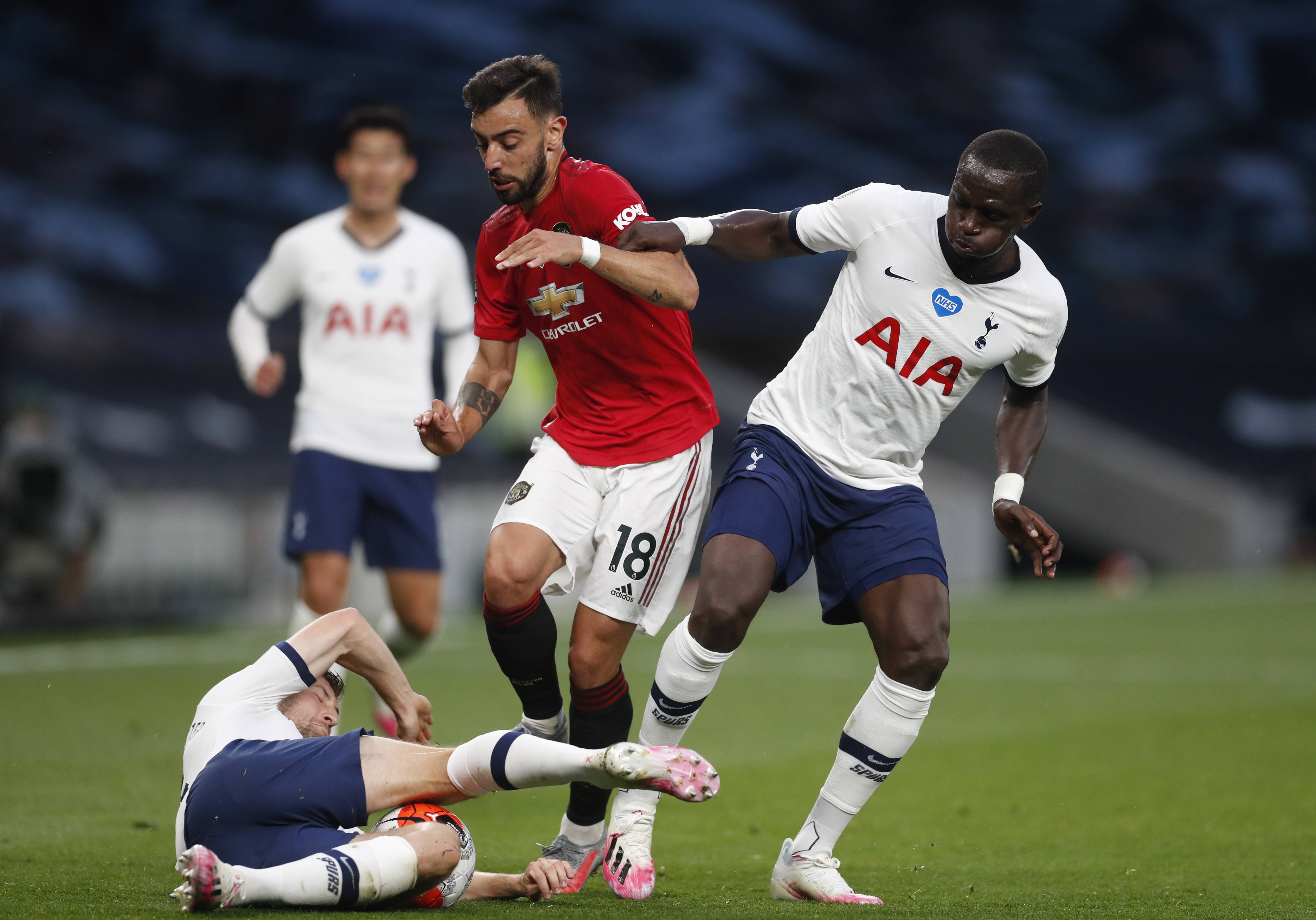 许多球队通 许多球队通